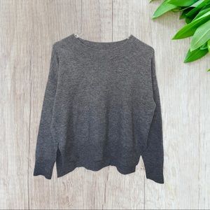 Thick crew neck sweater